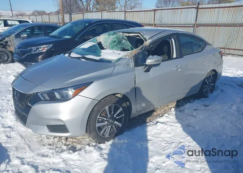 2021 Nissan Versa z USA, uszkodzony, nr VIN 3N1CN8EV2ML884469